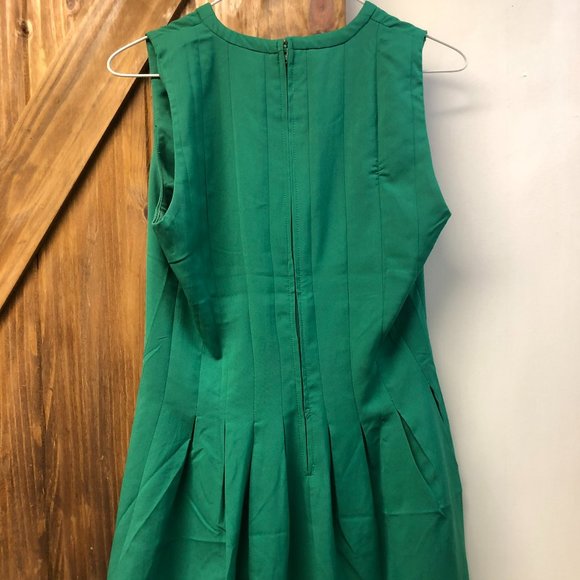 Women's Dress - Picture 3 of 4